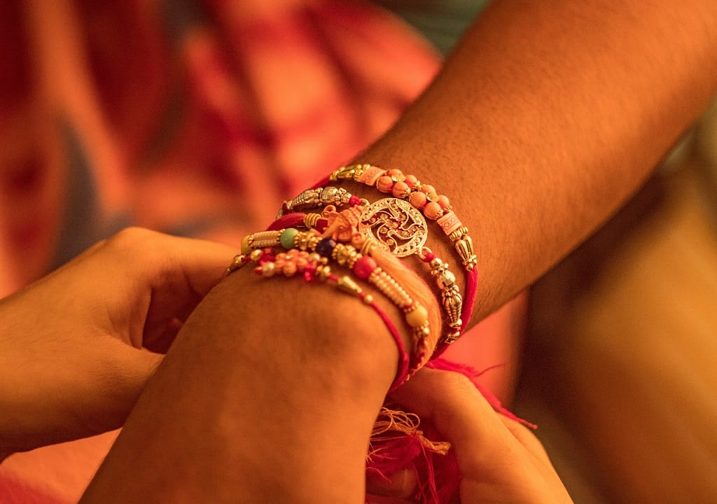 Les bracelets ethniques, un symbole de l'héritage culturel et de la beauté du monde