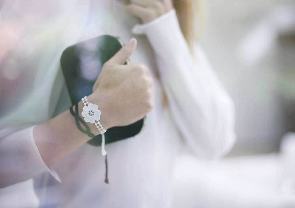 Mesurer votre taille de bracelet avec Missiu, l'astuce infaillible pour des bijoux parfaits - ©Missiu