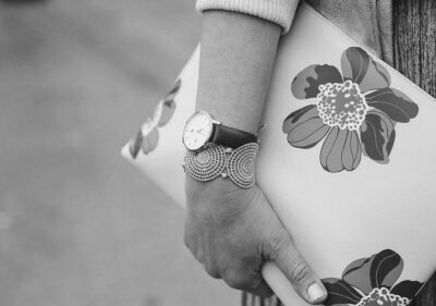 Les Bracelets en Tissu pour séniors de Missiu, un accessoire élégant et confortable - ©Missiu