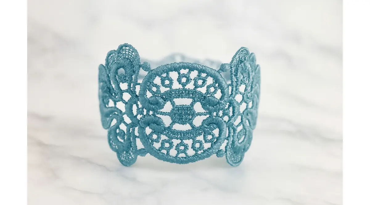 Bijoux en tissu à faire soi même des accessoires uniques et durables Bracelet manchette Mistinguette bleu