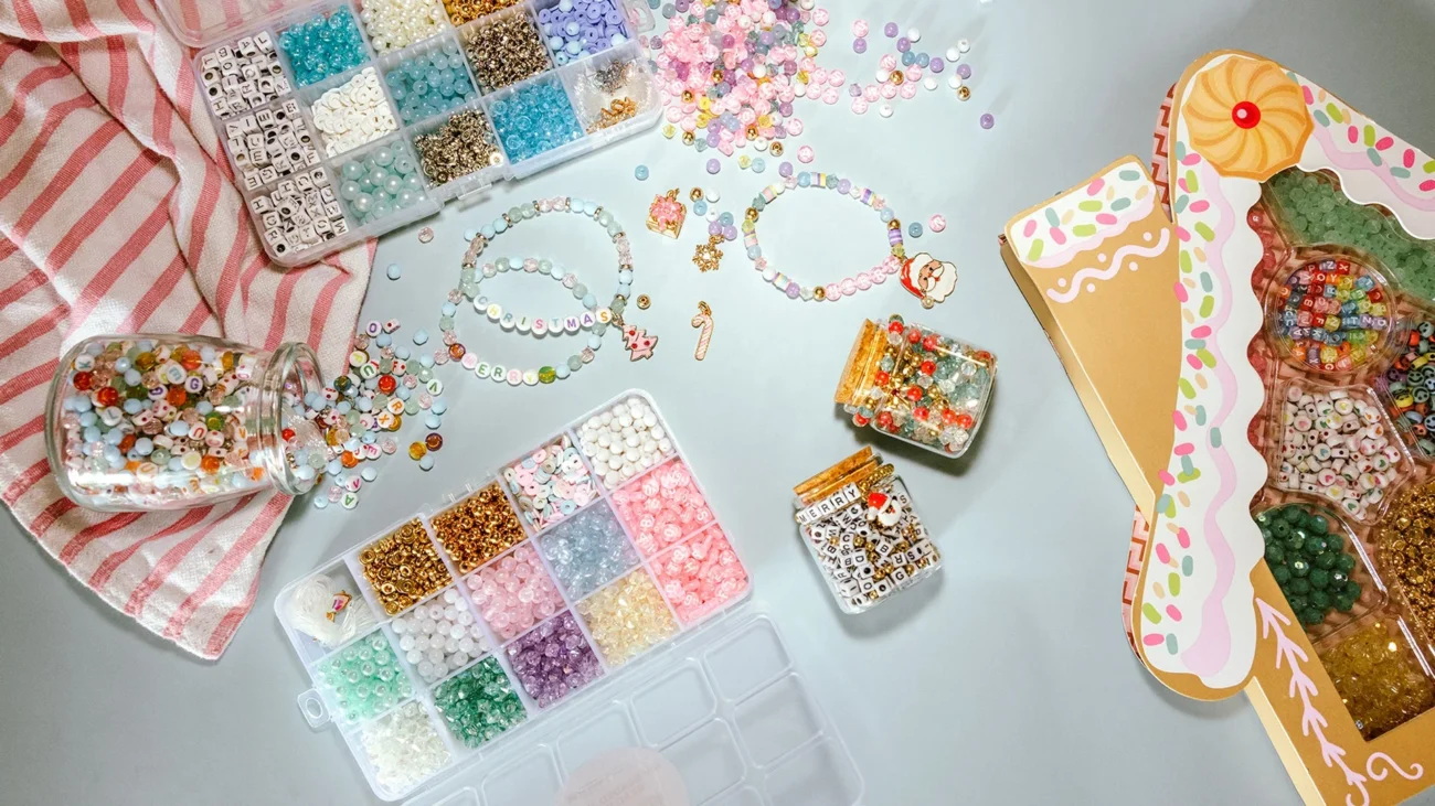 10 idées cadeaux de bijoux faits à la main pour toutes les personnes figurant sur votre liste – Bijoux fabriqués par moi