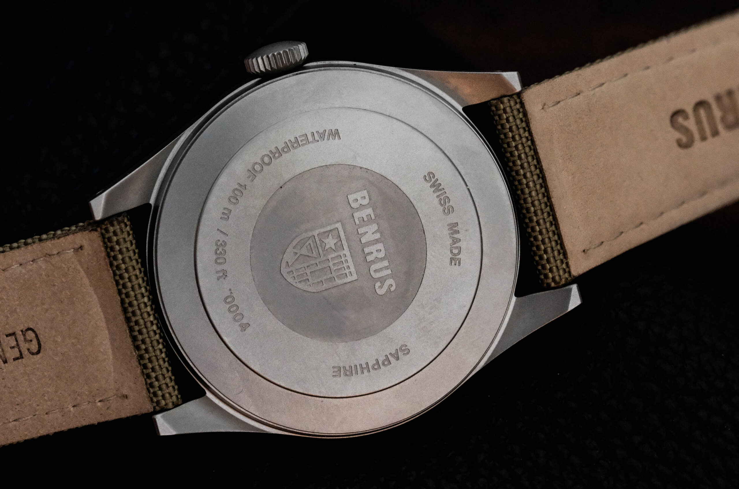 Fond du boîtier gravé Benrus DTU Shield