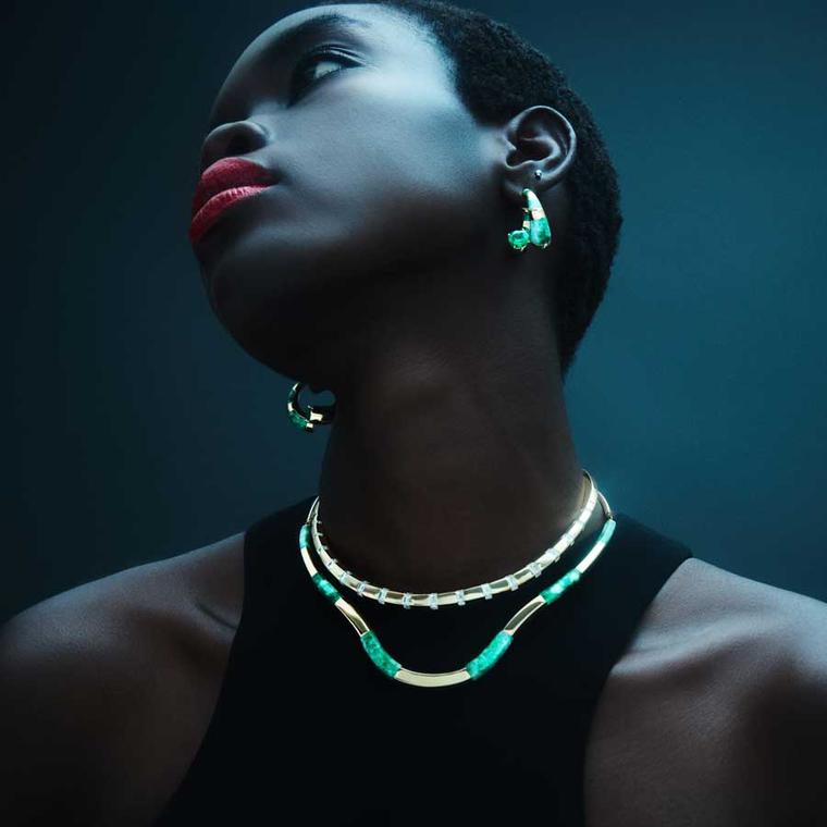 Collier DYNE Verdant Reverie sur le modèle 1