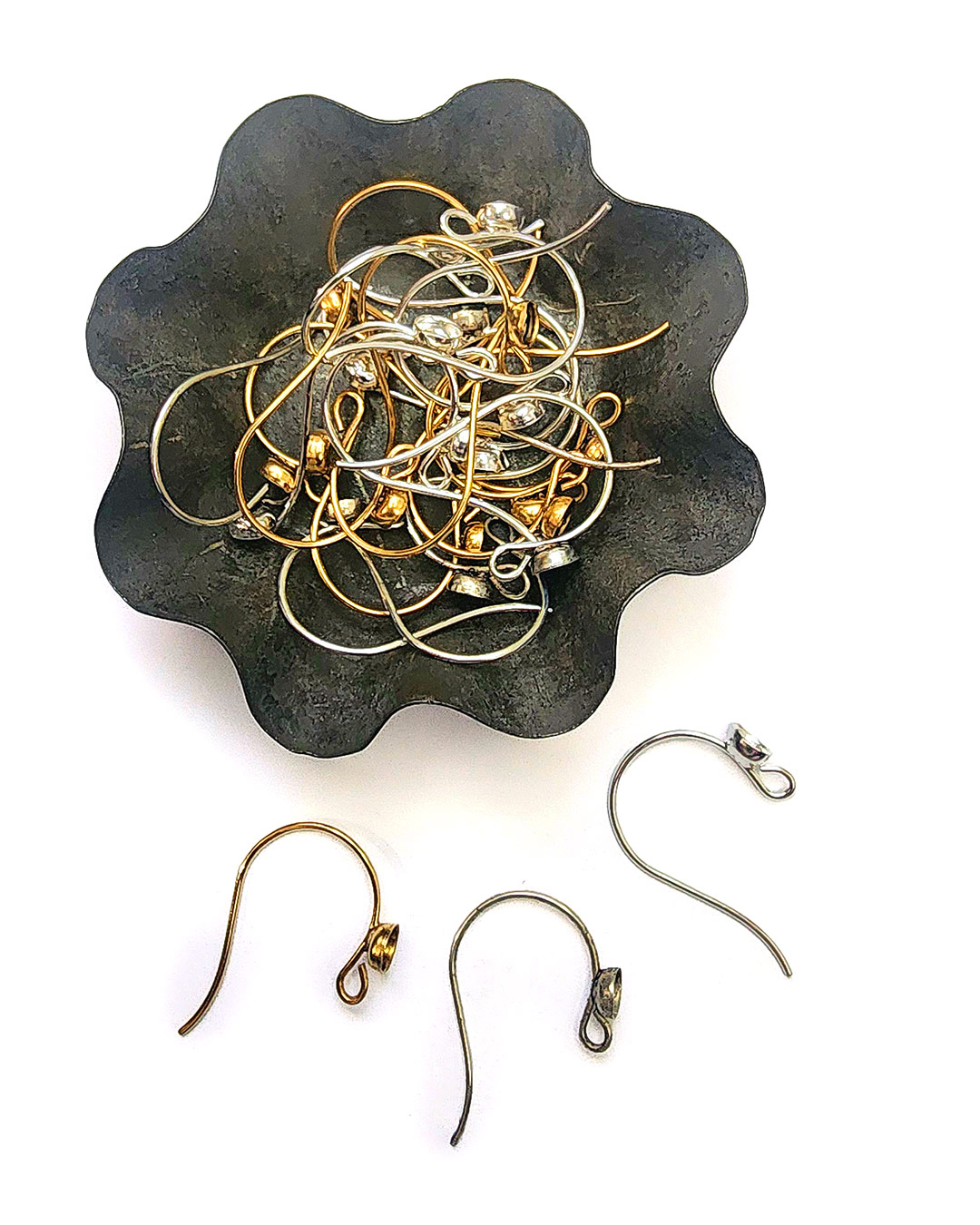 Notre sortie de janvier : des boucles d'oreilles conçues pour les créateurs 1769270448 119 Notre sortie de janvier des boucles doreilles concues pour les createurs