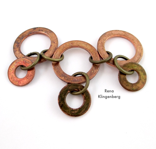 Tutoriel sur le collier Rugged Hardware par Rena Klingenberg - création du bavoir