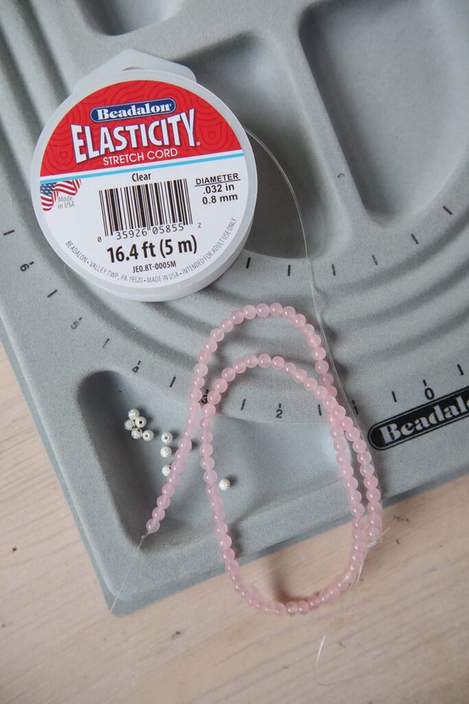 1769629194 533 Comment fabriquer un bracelet de pierres precieuses