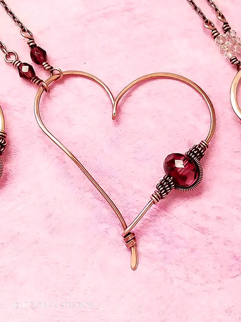 Image détaillée d'un pendentif cœur Quick Easy Wire