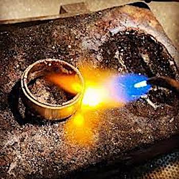 Que faire de votre alliance apres la fin du mariage