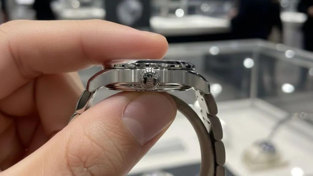 1770519154 208 A la decouverte du monde reel pourquoi rencontrer des gens