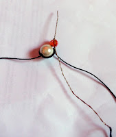 1770670920 111 Brick stitch autour dune perle