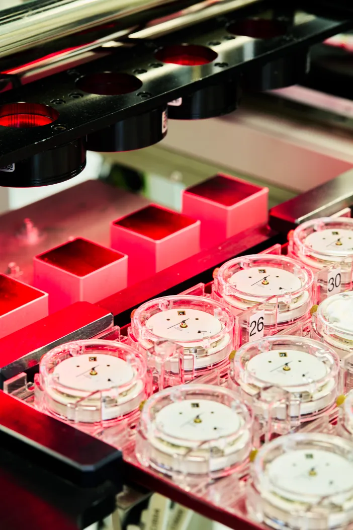 Un nouveau standard pour la chronométrie suisse : 1771125809 469 Un nouveau standard pour la chronometrie suisse