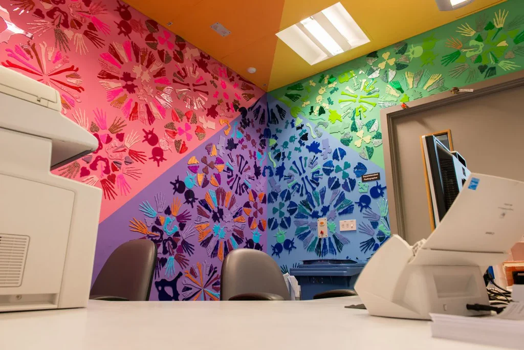 Pensee artistique avec Rosie – Tatty Devine.webp